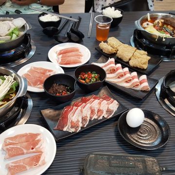 五鮮級平價鍋物 高雄小港店