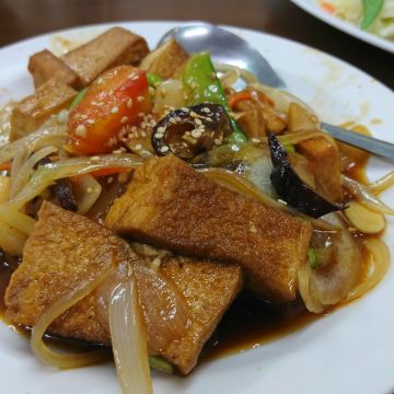 七分飽小館