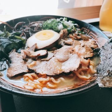 一樂町自慢道地豚骨拉麵