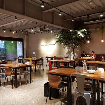 木。宅 牛排 漢堡