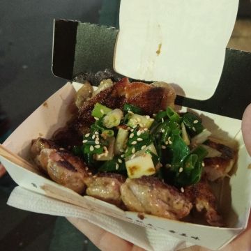 鬪鷄三星蔥腿板燒