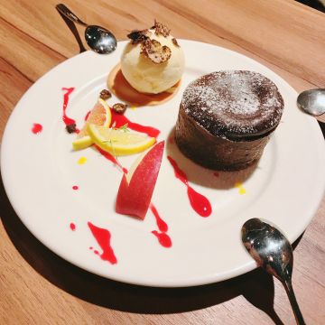 悄悄話餐酒館 Chinese Whispers