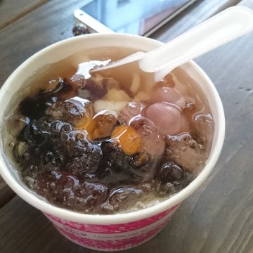 南榮路天橋下豆花