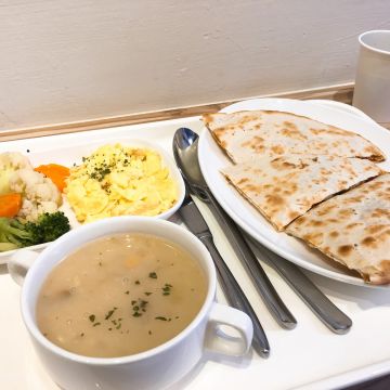 義派輕鬆複合式自助餐飲