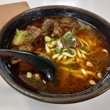 仁愛牛肉麵
