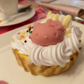 Hello Kitty Kitchen And Dining