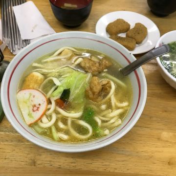 日利素食館