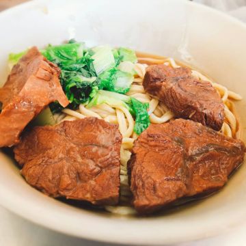 桃源街正宗山東牛肉麵