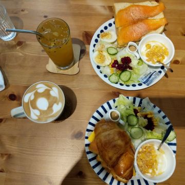 晨曉好食 Daybreak house