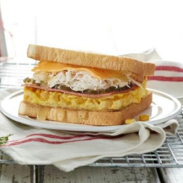 Isaac Toast & Coffee（左營店）