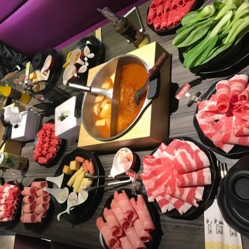 鬼椒麻辣王吃到飽 斗六旗艦店