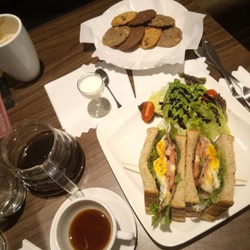 湛盧 Zhanlu Coffee（台北中山店）