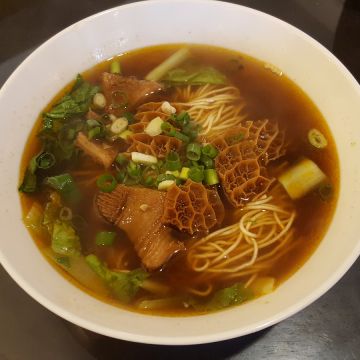 十三香精緻麵食麻辣火鍋