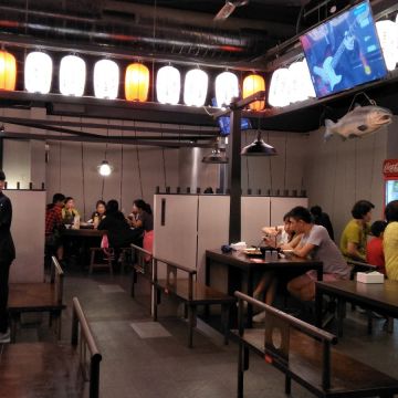 大漁市場（前金店）