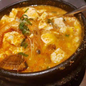 涓豆腐 宜蘭新月店