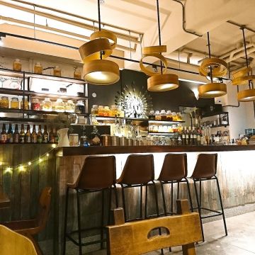 孔雀歐亞料理餐酒館 Peacock Bistro