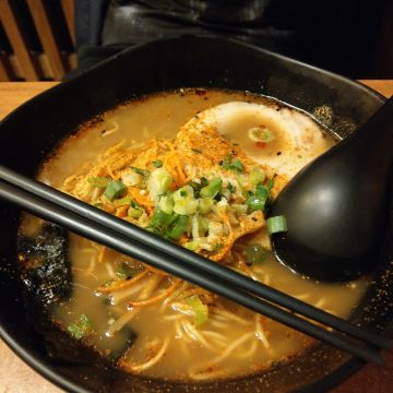 酒石拉麵（台中北區店）