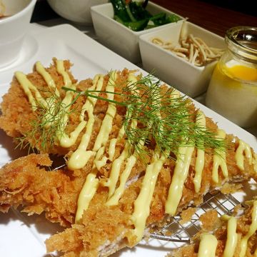 左阜右邑餐廳（嘉義東區店）