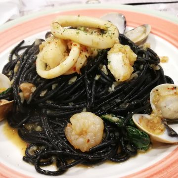 布朗沃義大利餐廳