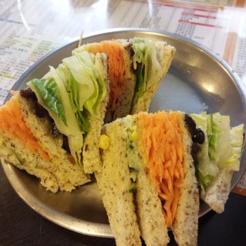 巧沛東方美（羅東店）