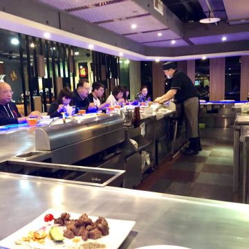 御讚堂火鍋.鐵板燒