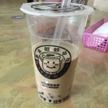 黑牛奶飲品店 Black Milk