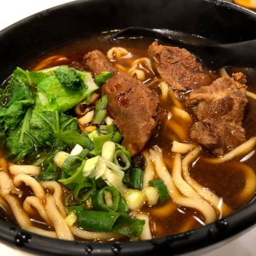 玖伍牛肉麵（台北中山店）