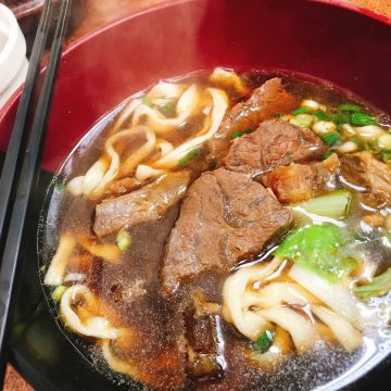五二牛肉麵