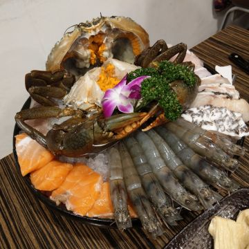 十二籃粥火鍋（松山店）