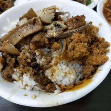 豬老三牛肉麵