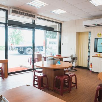 牛墟牛肉火鍋店