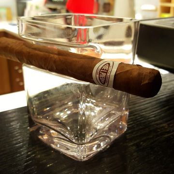 inn 飲 咖啡茶酒專門店