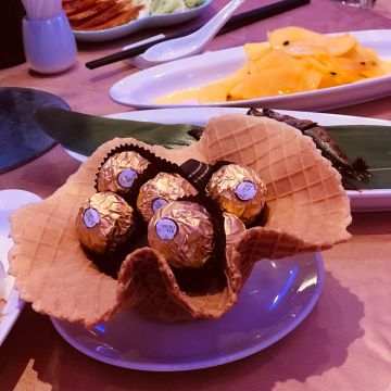 華漾大飯店（台北中山店）