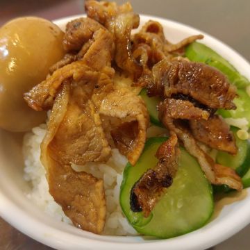 周師傅燒肉飯（前鎮店）