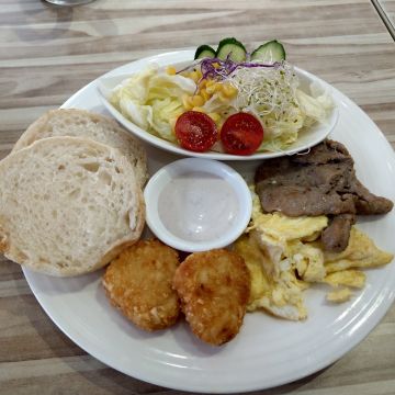 8NANA八樂那（新竹東區店）