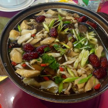 呷爽快平價生猛海鮮 精緻熱炒