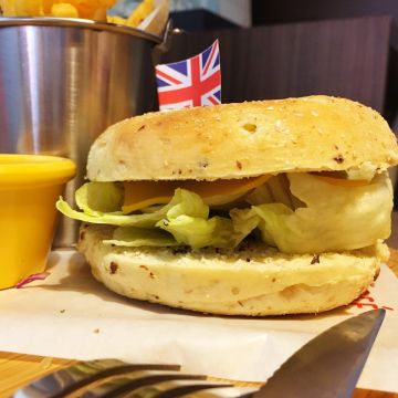 如,菓 Flambagel Cafe