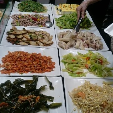 滬家自助餐
