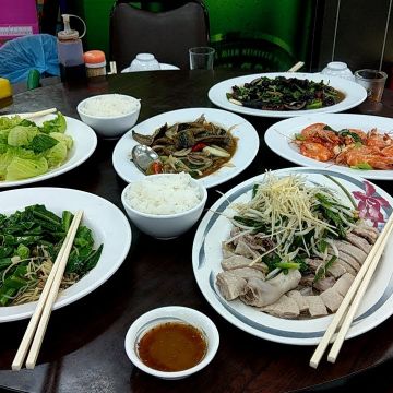 阿榮海鮮。鵝肉