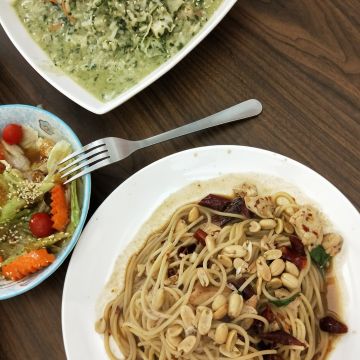 大蒜義式加州廚房