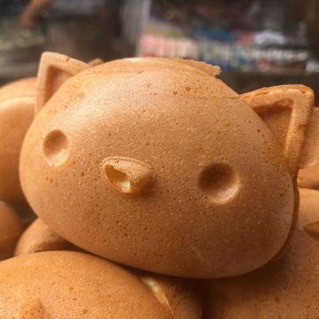 貓市場酥皮雞蛋糕