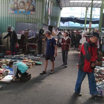 內惟市場無名烤肉攤