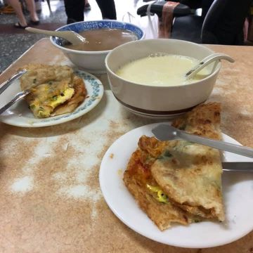 鐵夾蛋餅(原仁愛豆漿)