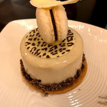 漢來大飯店-大廳酒廊