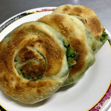 周家豆漿 （ 蔥油餅 ）