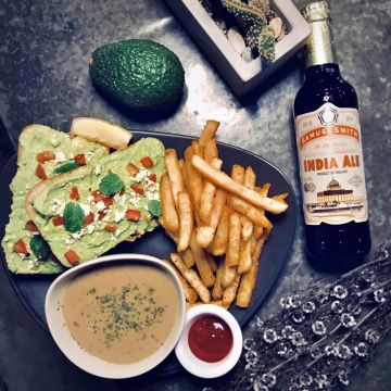 Herban Kitchen & Bar 二本餐廳