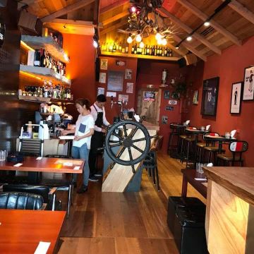 晨晝 Dawn Cafe Bar