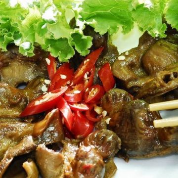 蕃薯市活海產雞腳凍