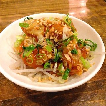 晶華冠軍牛肉麵坊 CBN (Champion Beef Noodle)