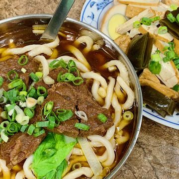 元之寶拉麵湯餃館